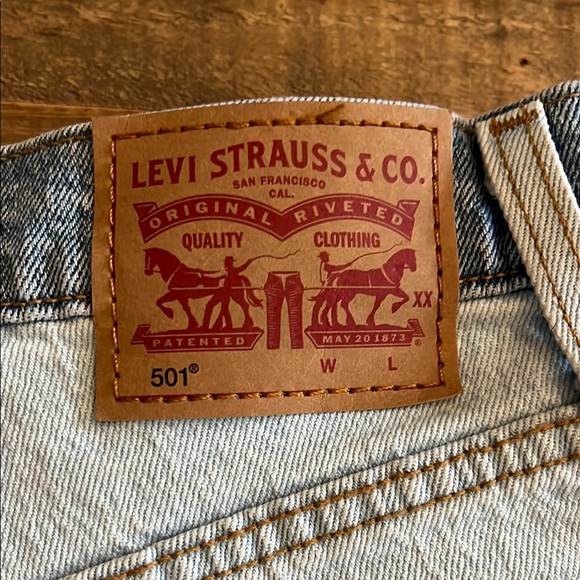 Two-Tone Denim Women's Shorts - Picture 3 of 6